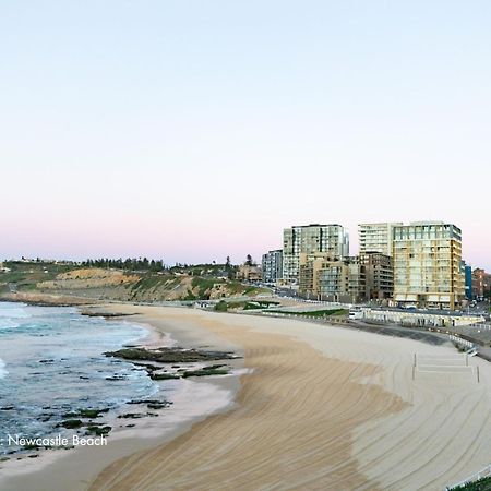 The Wave Apartment Newcastle Exterior photo